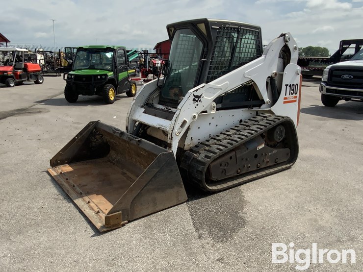 2009-bobcat-t190-image-1