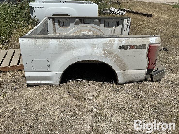 ford-super-duty-pickup-box-image-8