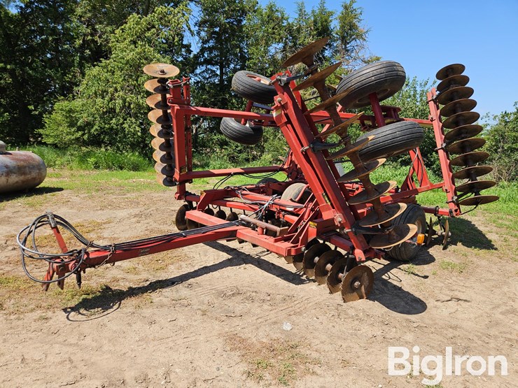 case-ih-3950-image-1