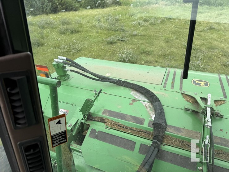 2013-john-deere-r450-image-42