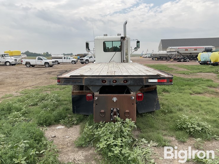 1991-freightliner-fld120-image-6