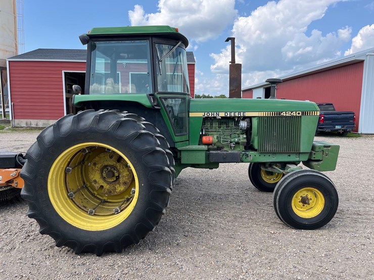 1981-john-deere-4240-image-6