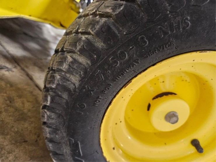 john-deere-425-image-38
