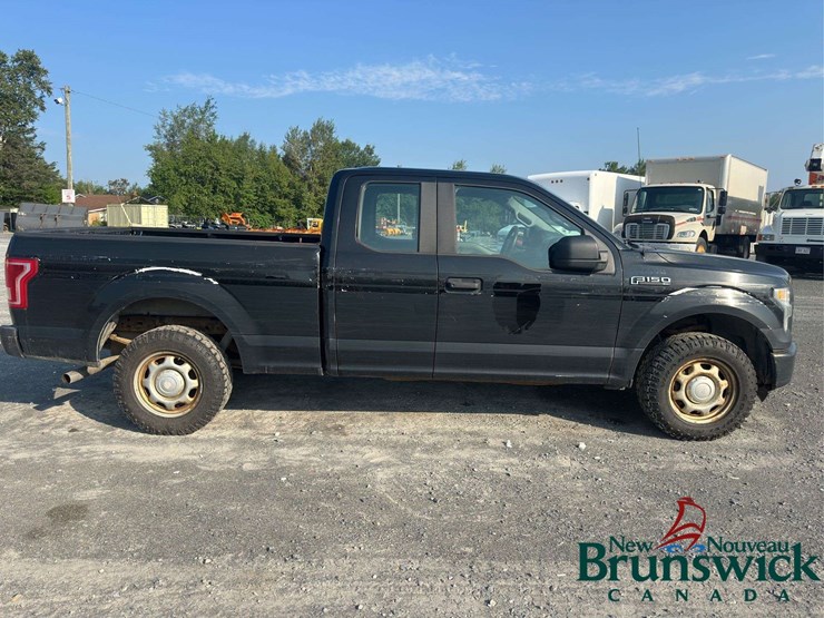 2016-ford-f150-xl-image-8