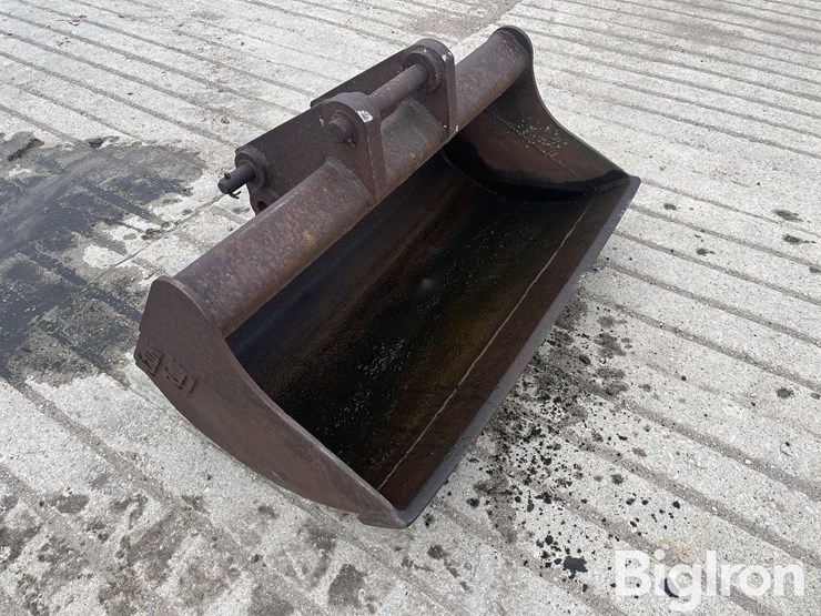 john-deere-310-image-3
