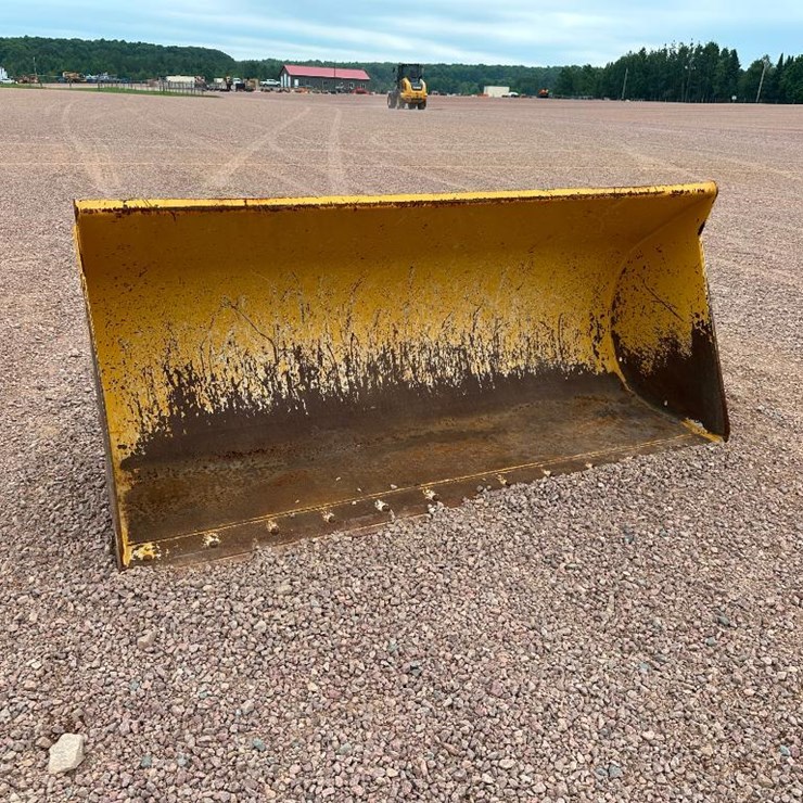 JOHN DEERE 2