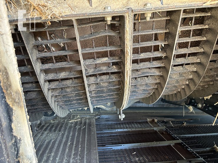 2007-case-ih-7010-image-24