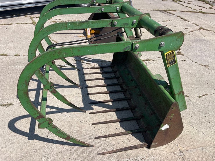 john-deere-265-image-4