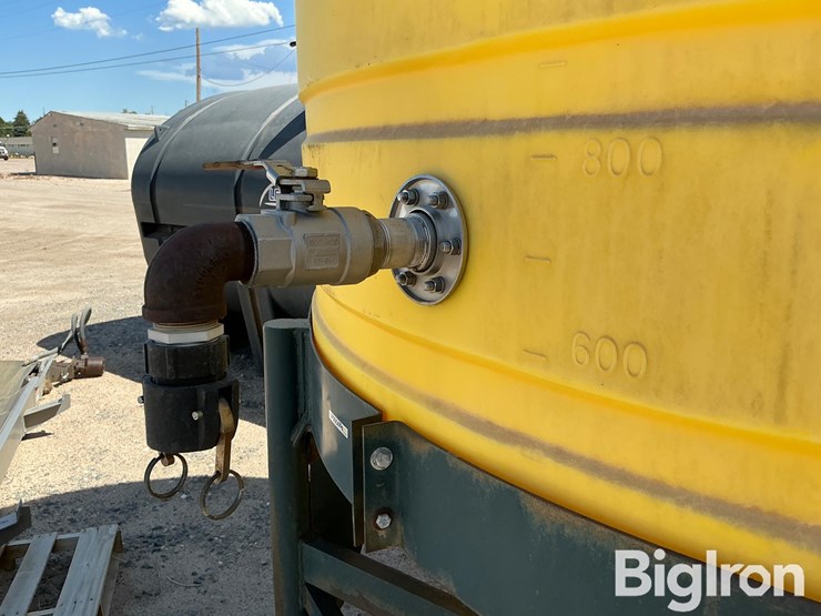 2000-gallon-cone-bottom-tank-image-10