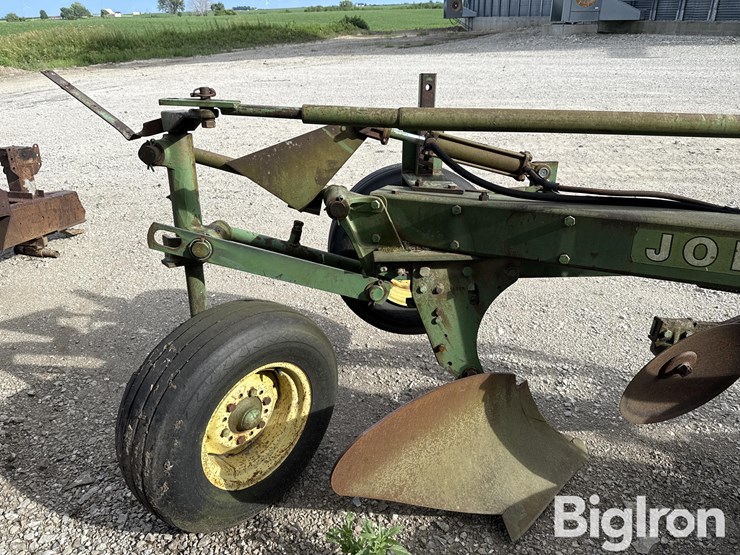 john-deere-1350-1450-image-12
