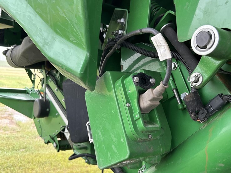 2019-john-deere-s780-image-67