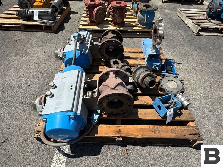 pneumatic-actuated-ball-valves-image-1