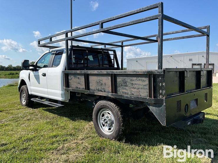 2021-ford-f350-image-7