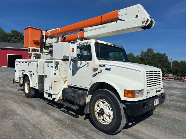 2000-international-4900-image-2