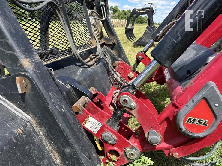 2019-case-ih-puma-185-cvx-image-32