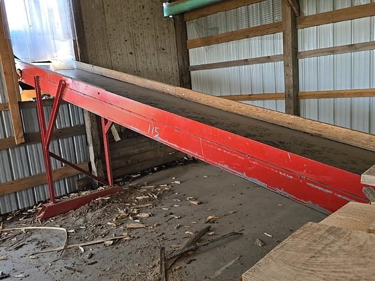 #115-•-roll-case-with-conveyor-and-side-transfer-deck-image-56