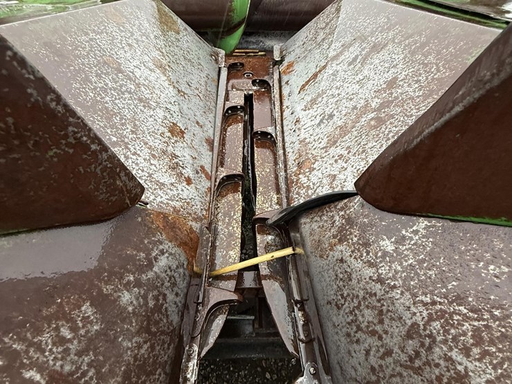 john-deere-844-image-9