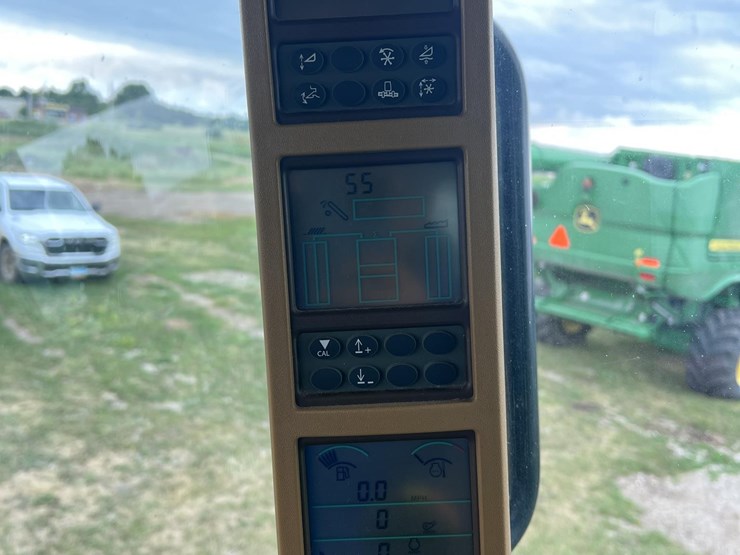 2008-john-deere-9770-sts-image-44