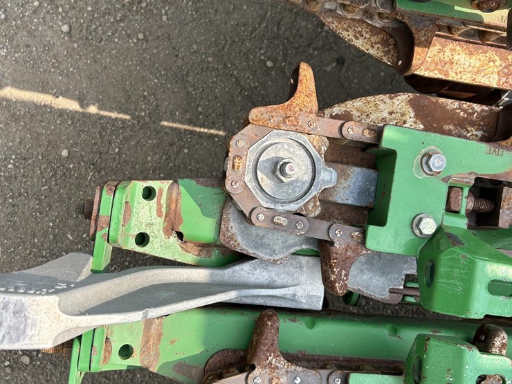 2010-john-deere-612c-image-22