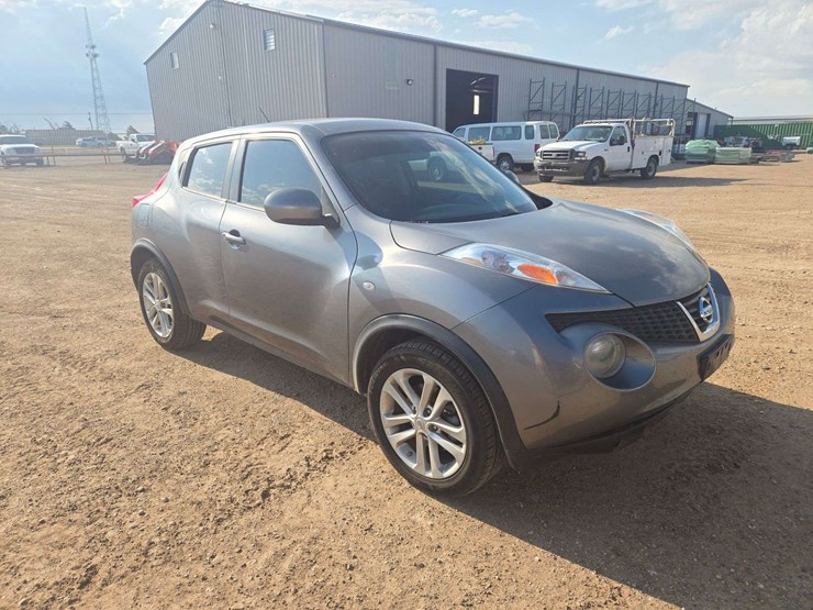 2014-nissan-juke-image-2