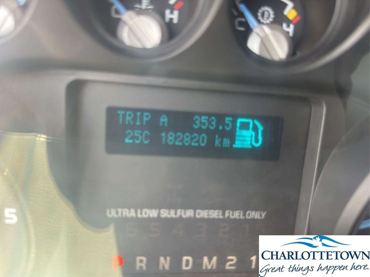 2011-ford-f450-image-26
