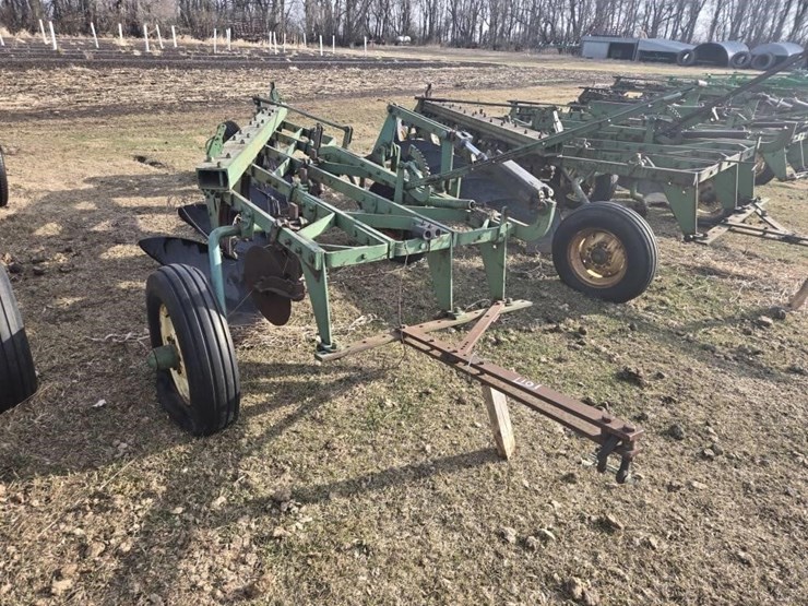 john-deere-5-image-3