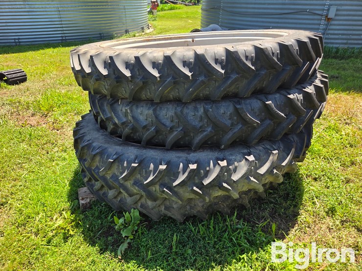 kleber-230/95r48-tires-&-rims-image-6