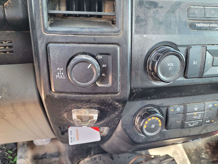 2018-ford-f150-image-12
