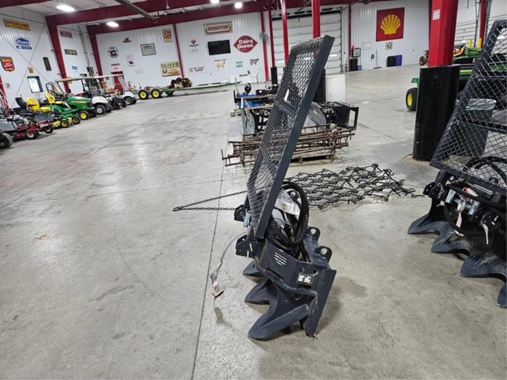 #420-•-new-landhonor-15,000#-skidder-winch-image-2