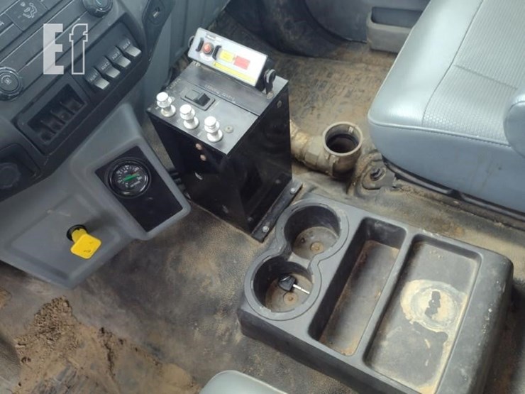 ford-f750-image-12