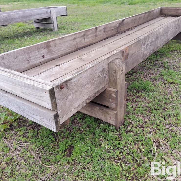 Wood Feed Bunk