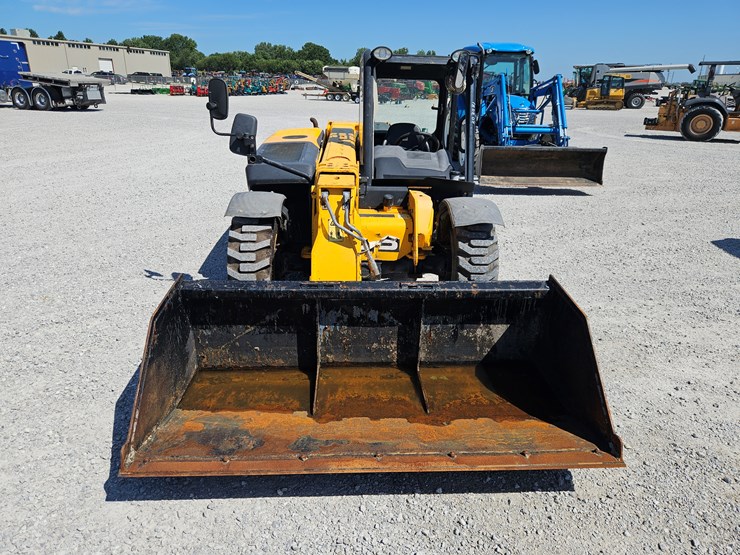 2020-jcb-505-image-2