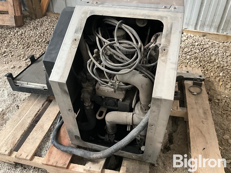 thermo-king-tripac-truck-tractor-apu-image-15