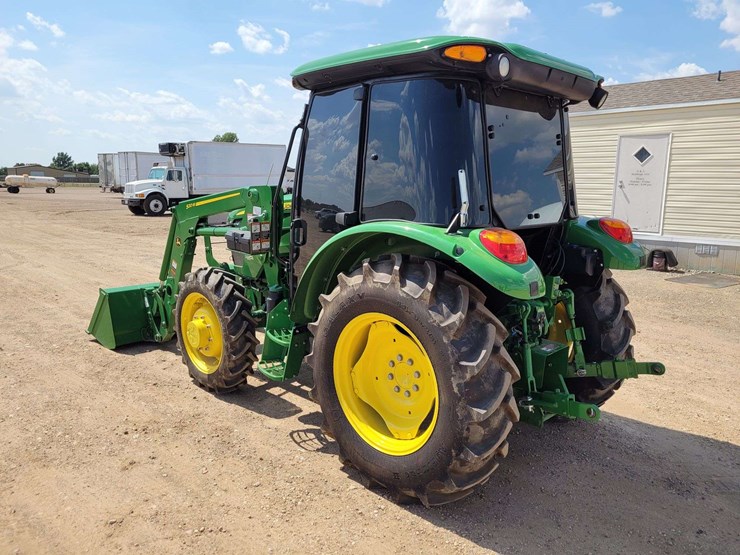 2022-john-deere-5055e-image-9
