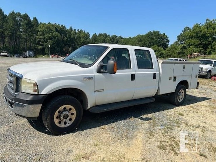 2006-ford-f350-sd-lariat-image-1