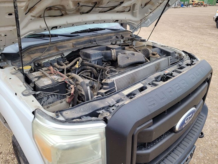 2011-ford-f350-image-15
