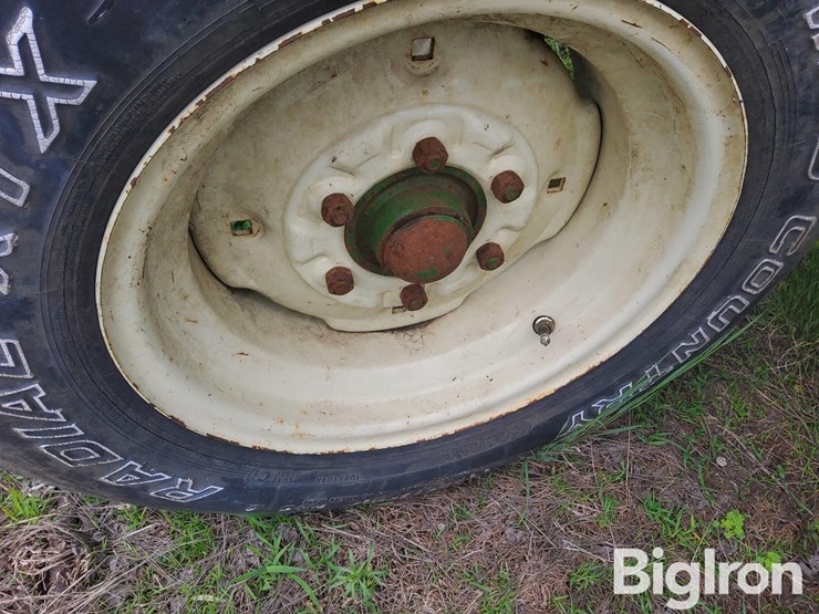 portable-bale-feeder-image-15