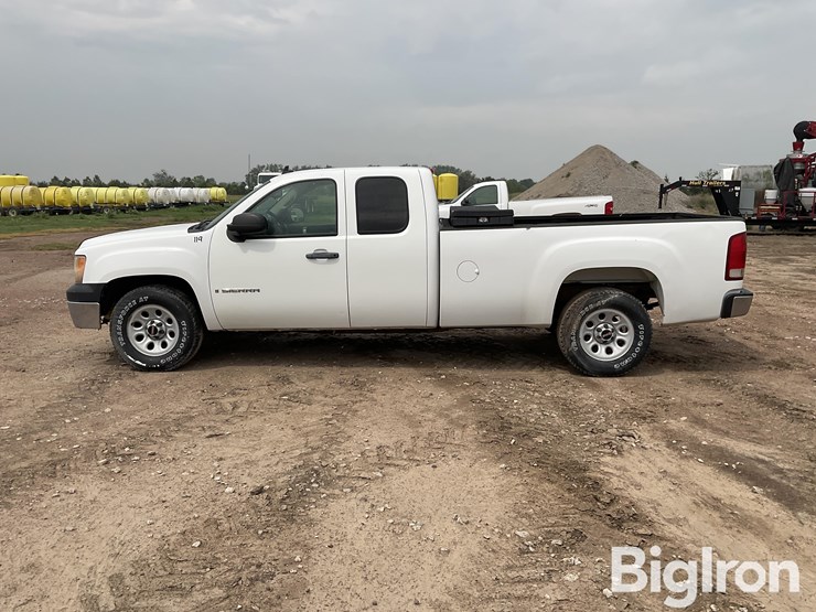 2009-gmc-sierra-1500-image-8