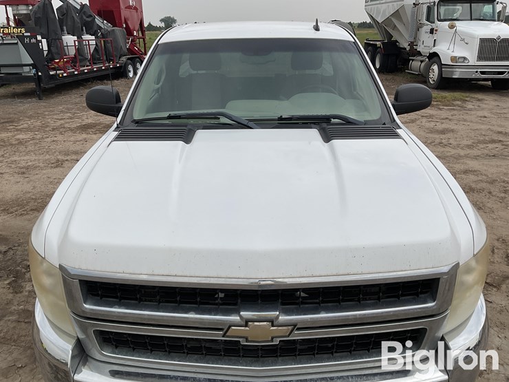 2008-chevrolet-silverado-2500-image-12