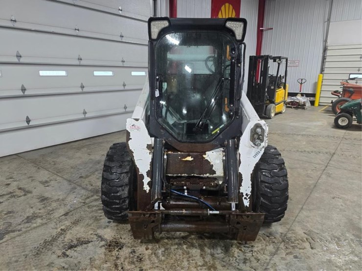 2013-bobcat-s750-image-8