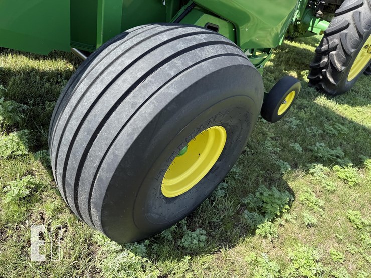 john-deere-568-image-26