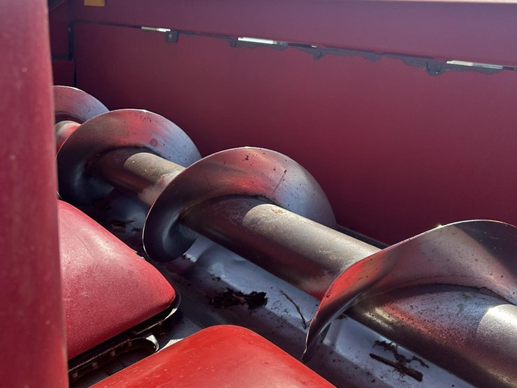 case-ih-2412-image-17