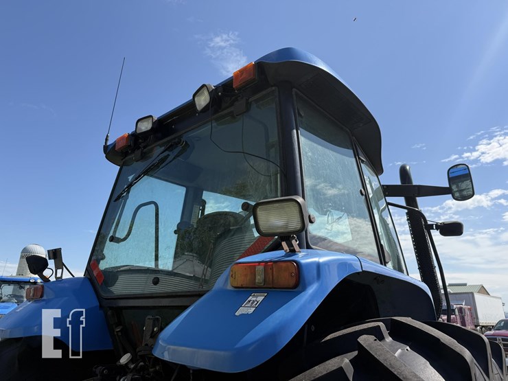 2006-new-holland-tm155-image-19