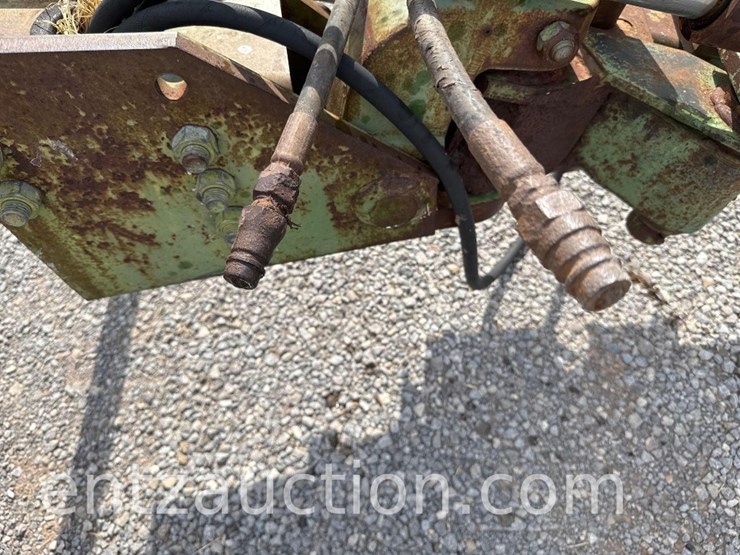 john-deere-2600-image-10
