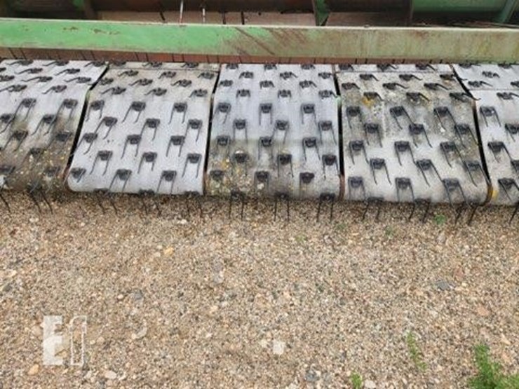 john-deere-212-image-9