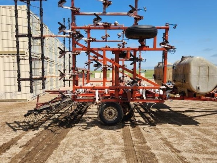 wilrich-35ft-cultivator-18-image-3