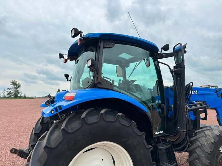 2009-new-holland-855tl-image-19