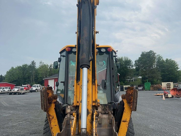 2015-jcb-3cx-image-5