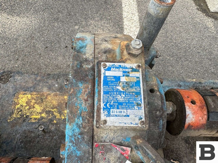 water-pump-with-motor-image-4