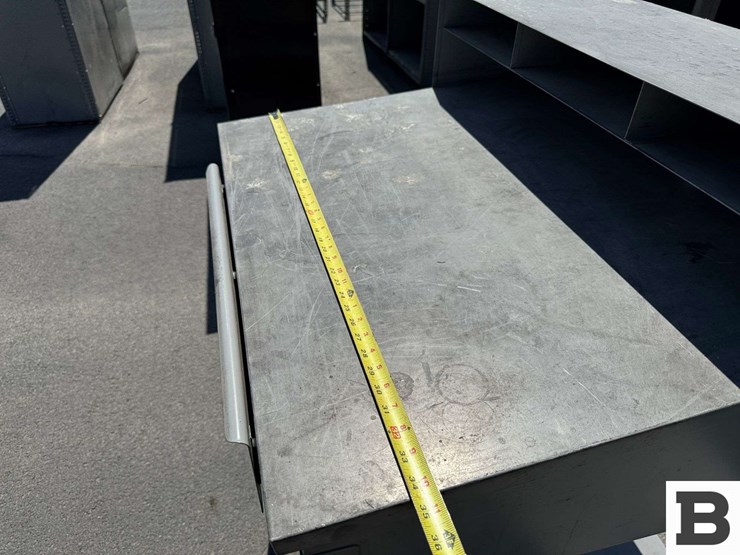 metal-shop-delivery-desk-image-5